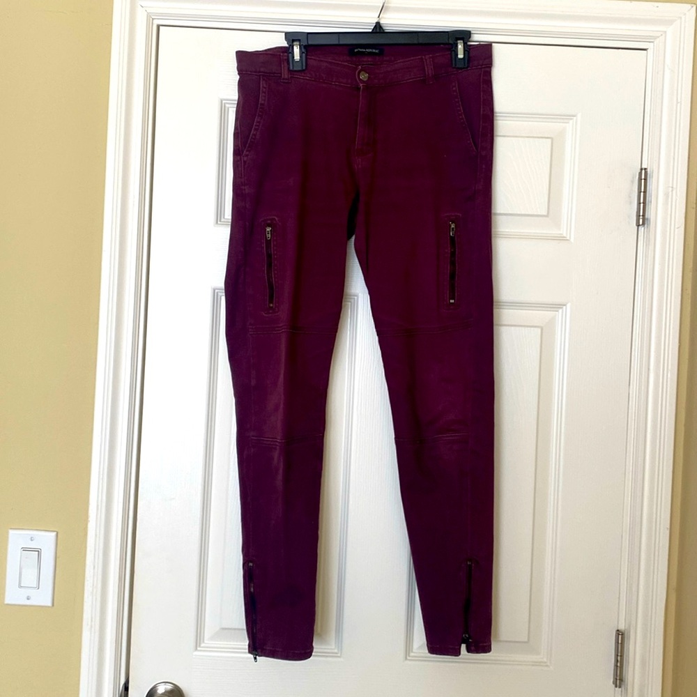 Banana Republic Jeans maroon /skinny jeans. Size 10